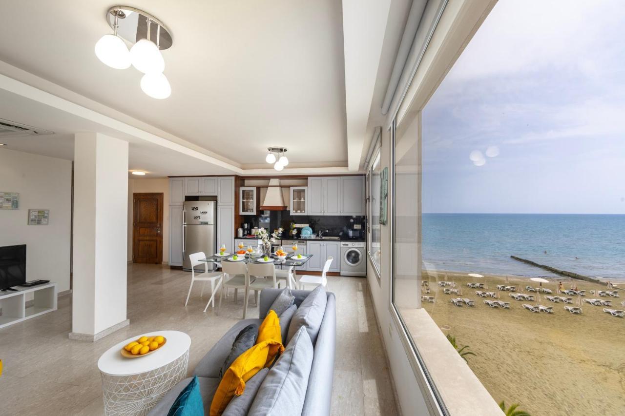 Mackenzie Beachfront Eftyhia Suite Larnaca Bagian luar foto