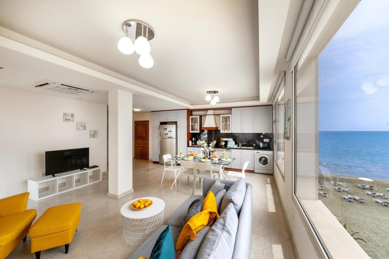 Mackenzie Beachfront Eftyhia Suite Larnaca Bagian luar foto